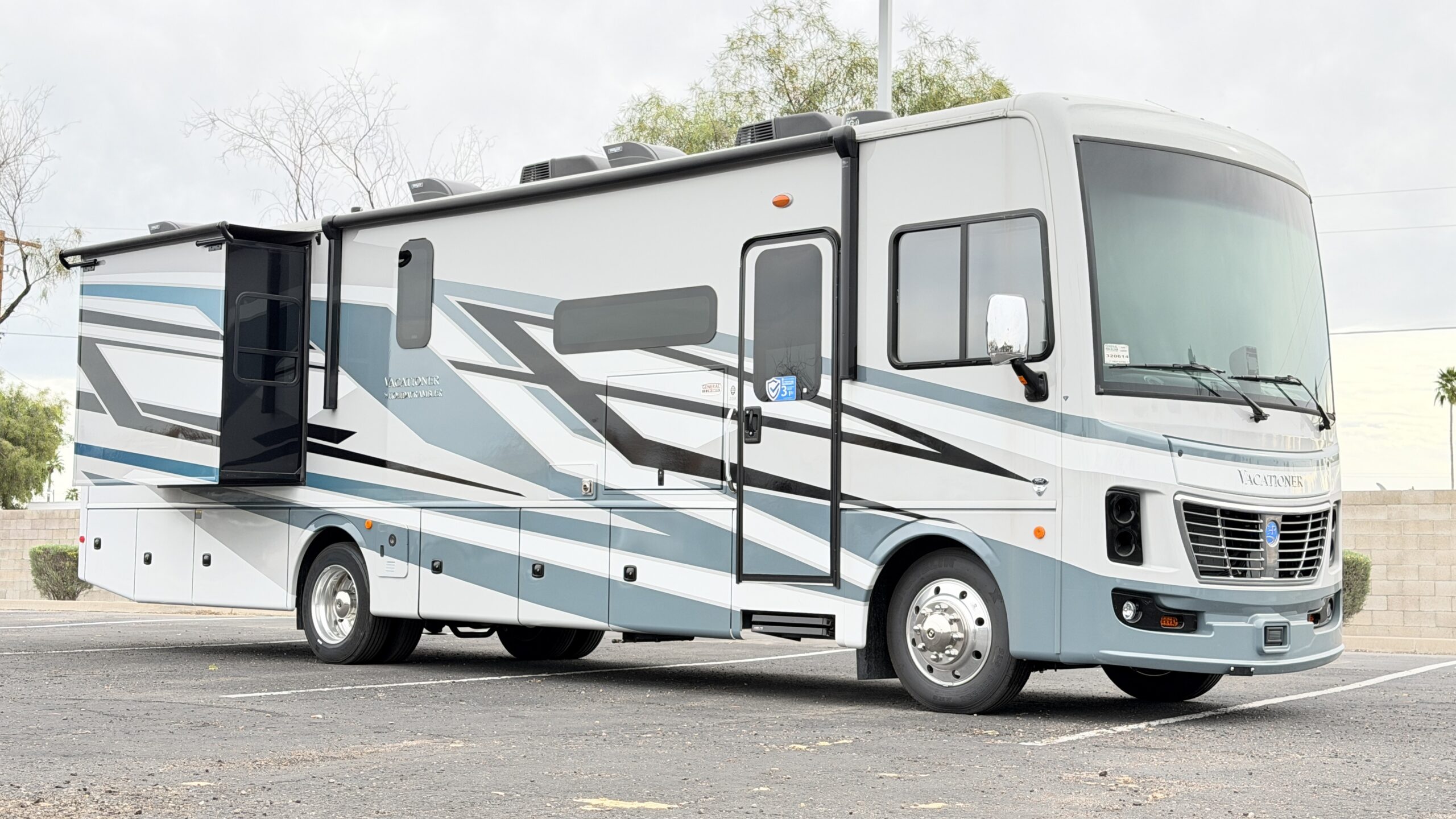 2026 Holiday Rambler Vacationer 35K for Sale in Draper, UT