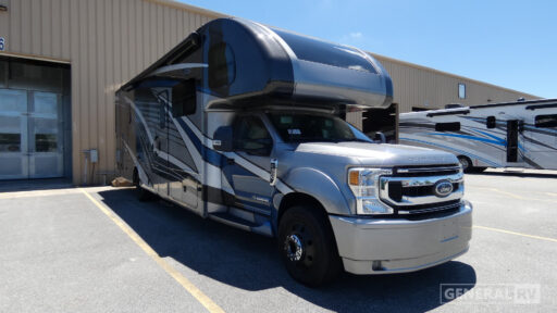 2022 Thor Motor Coach Magnitude RS36