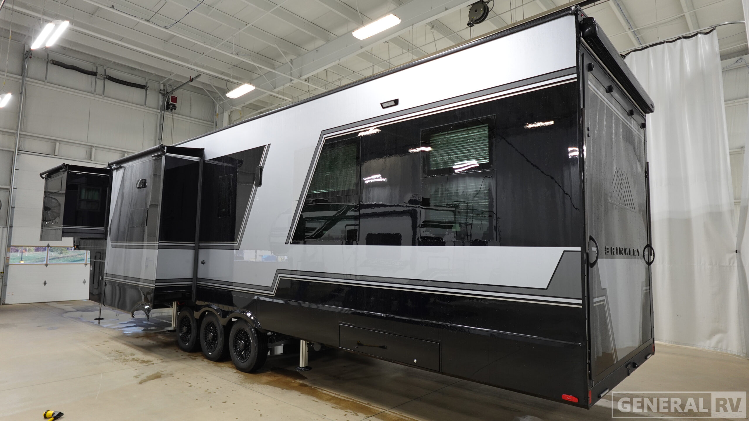 2026 Brinkley RV Model G 4000 DSO for Sale