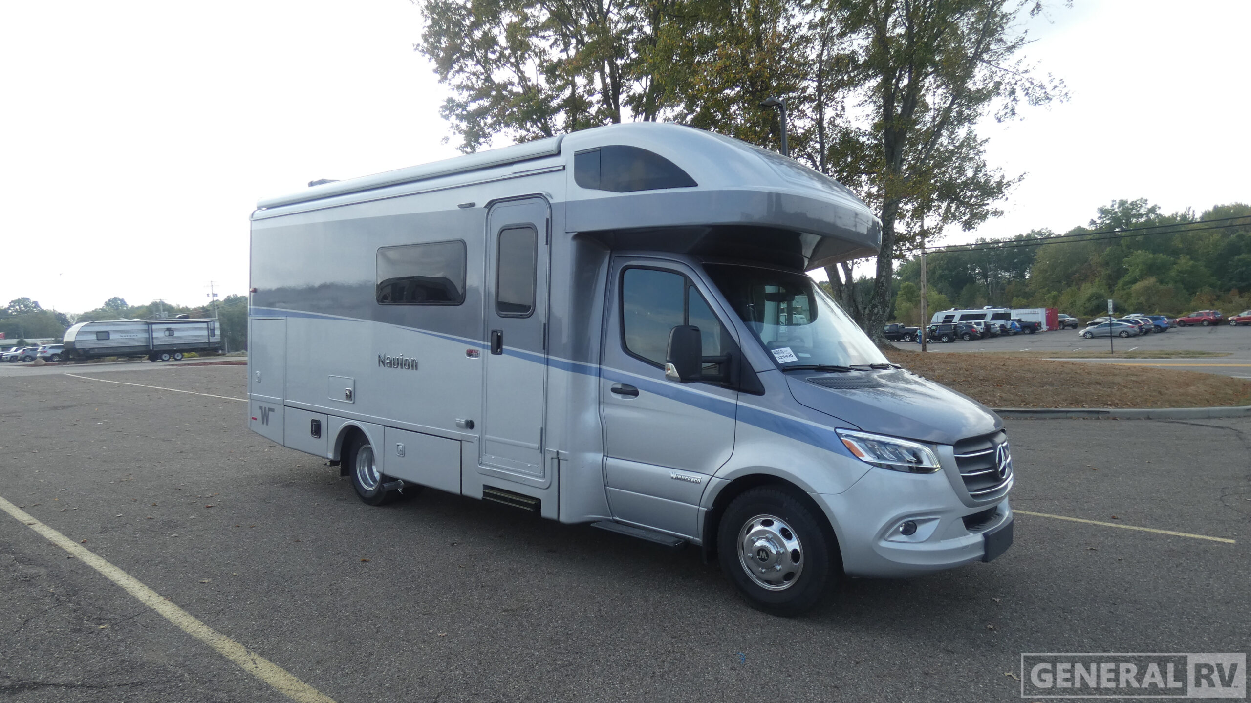 Winnebago View 24m Floor Plan