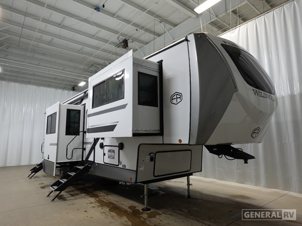 5台　リファレイ 378FL RVs for Sale at General RV ・ General RV Center