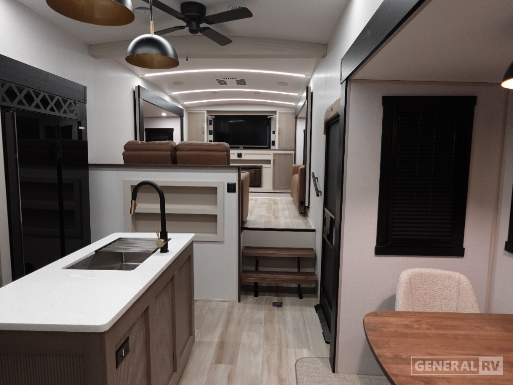 378FL RVs for Sale at General RV ・ General RV Center