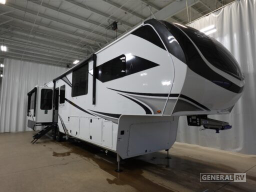 2025 Grand Design Solitude 388MBS