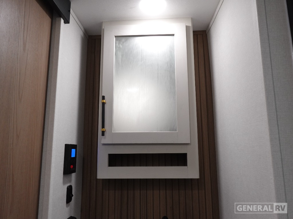 2025 Dutchmen Astoria Fifth Wheel Half-Ton 250RD for Sale