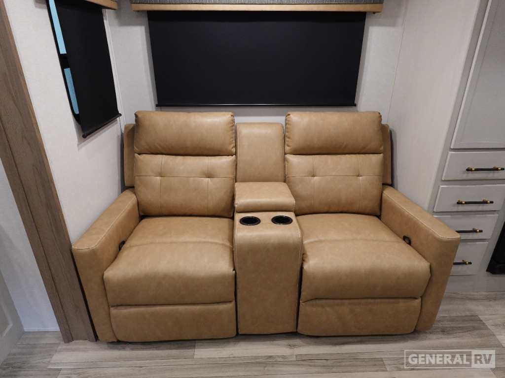 2025 Dutchmen Astoria Fifth Wheel Half-Ton 250RD for Sale