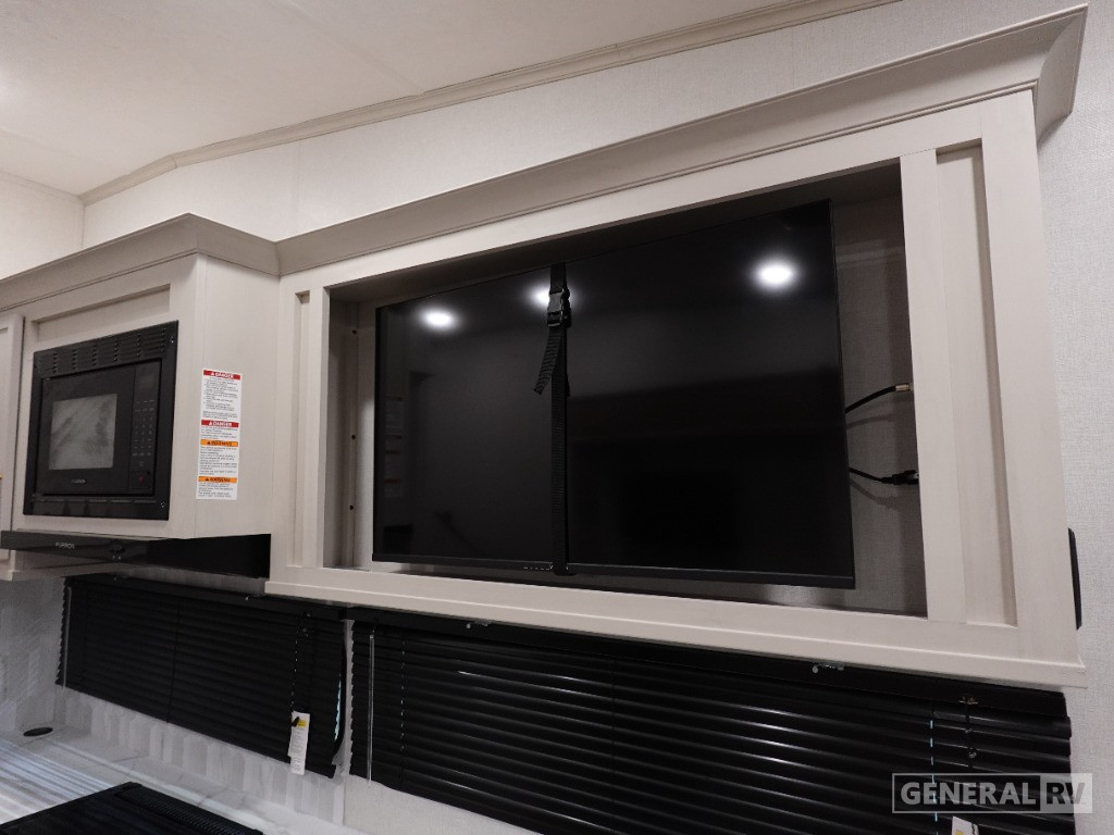 2025 Dutchmen Astoria Fifth Wheel Half-Ton 250RD for Sale