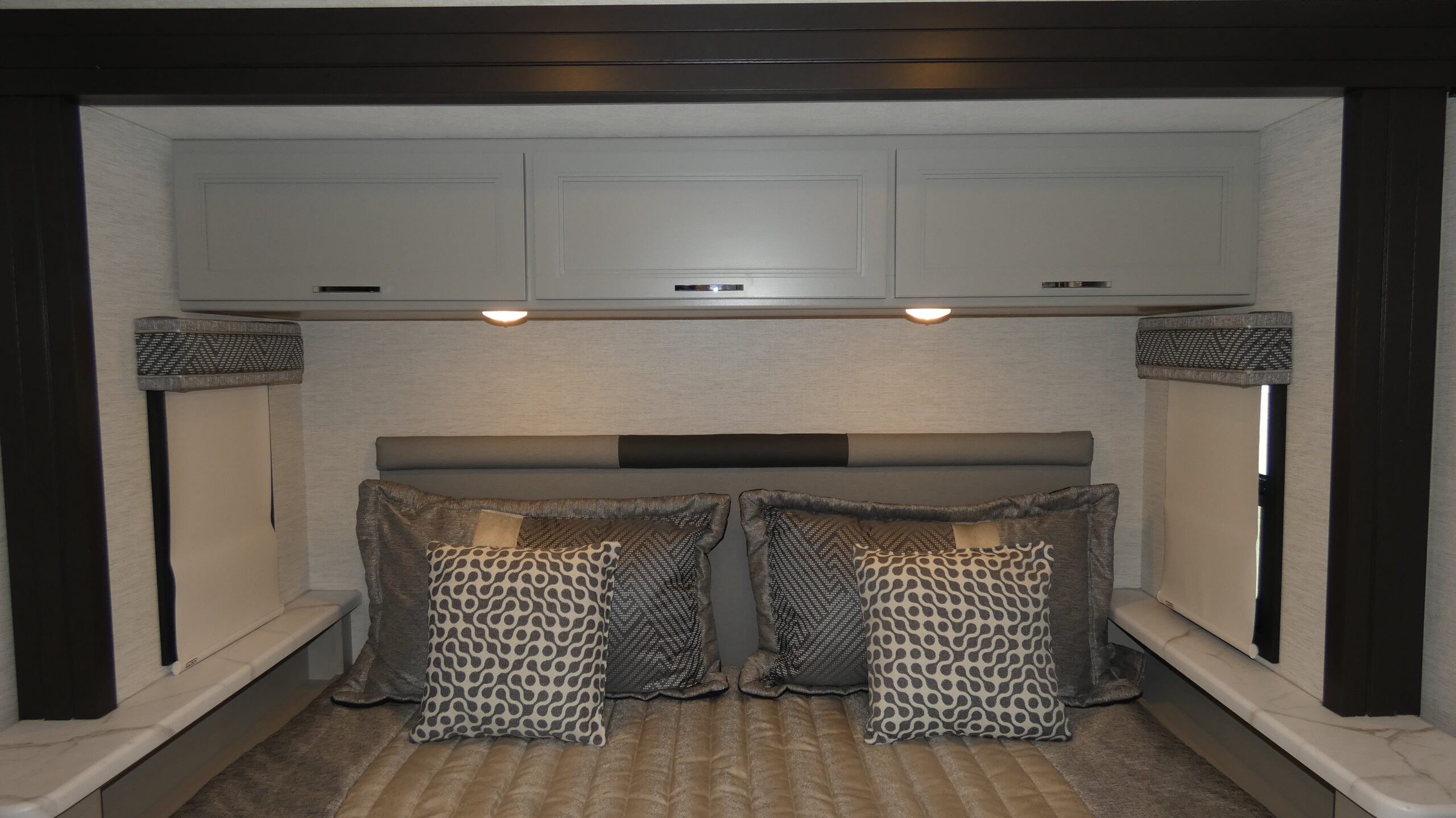 2026 Thor Motor Coach Luminate GG35 for Sale