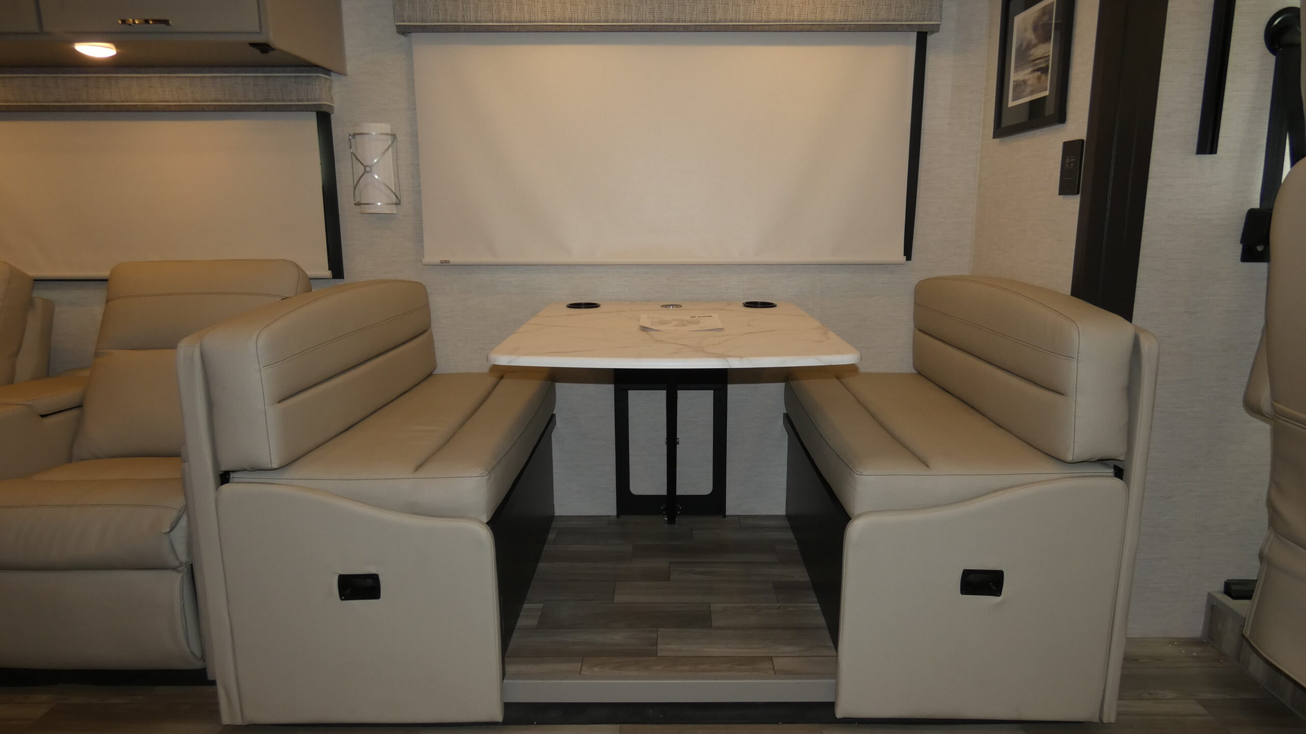 2026 Thor Motor Coach Luminate GG35 for Sale