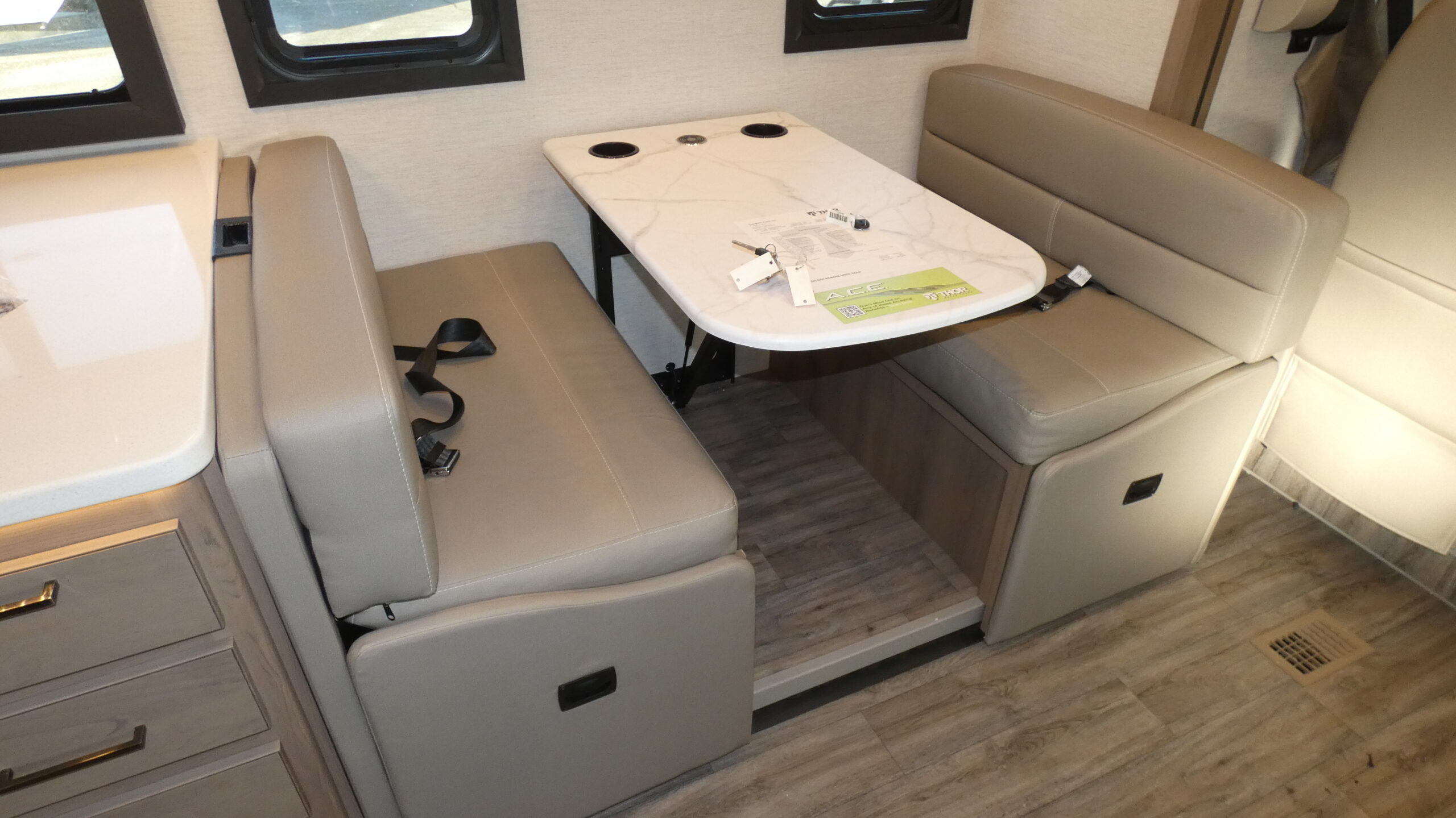 2026 Thor Motor Coach A.C.E. 30C for Sale