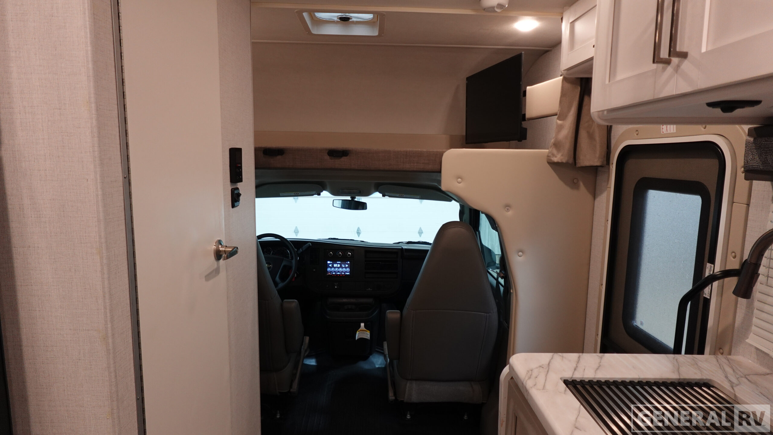 2026 Thor Motor Coach PASADENA SE SE19 Chevy  for Sale