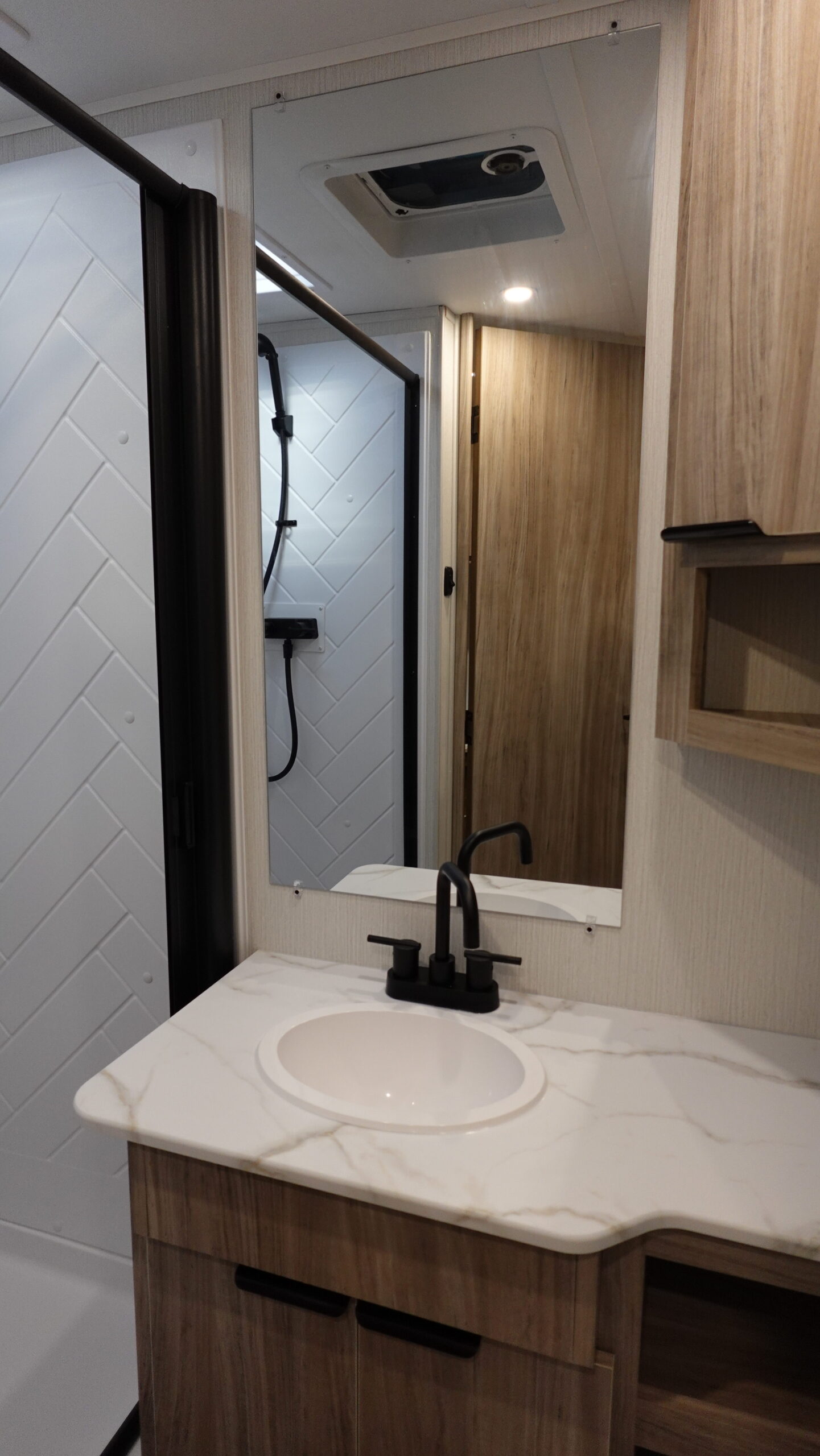 Access/18RK/2026 image-19