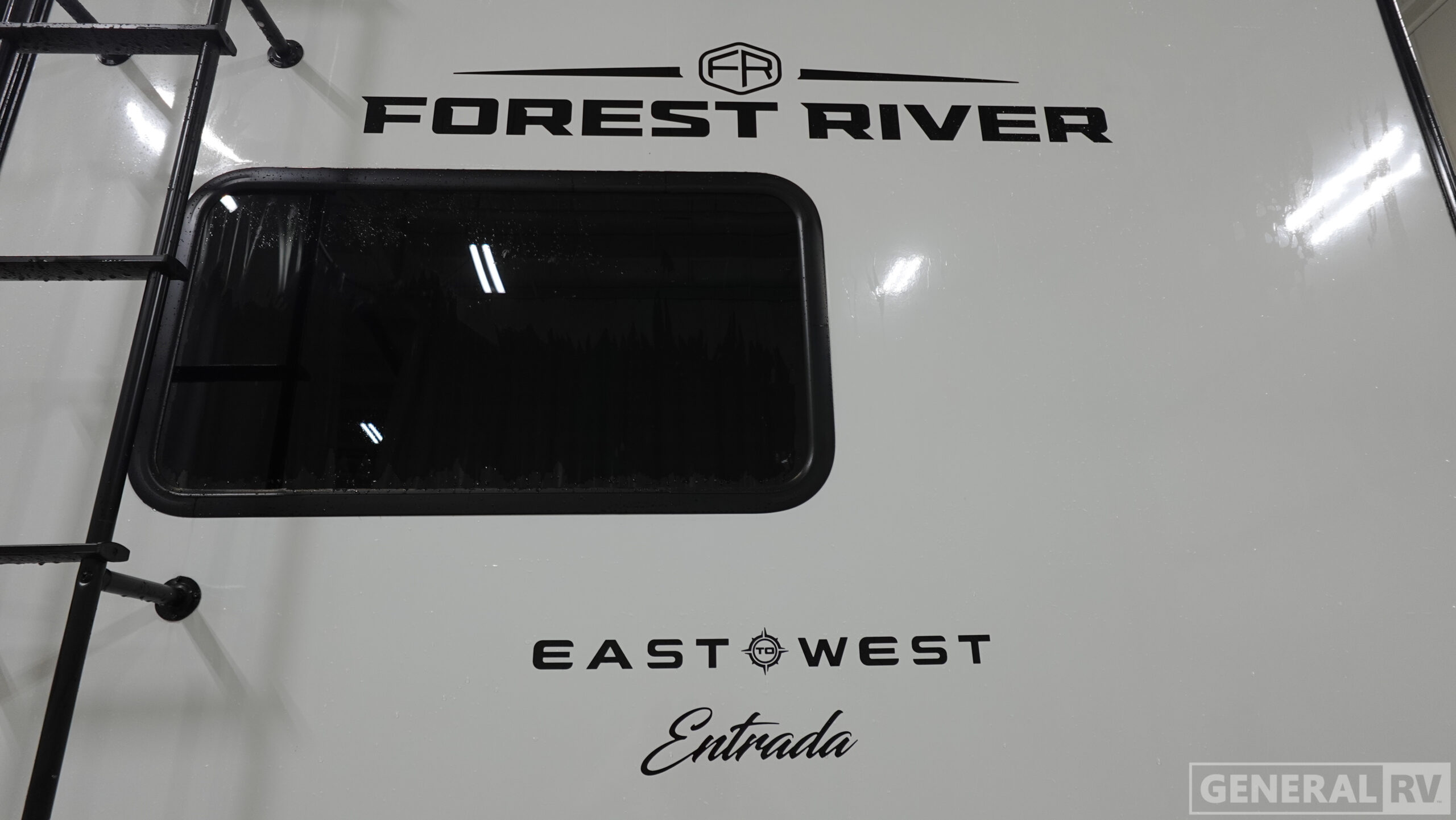 2026 East To West Entrada 220S for Sale