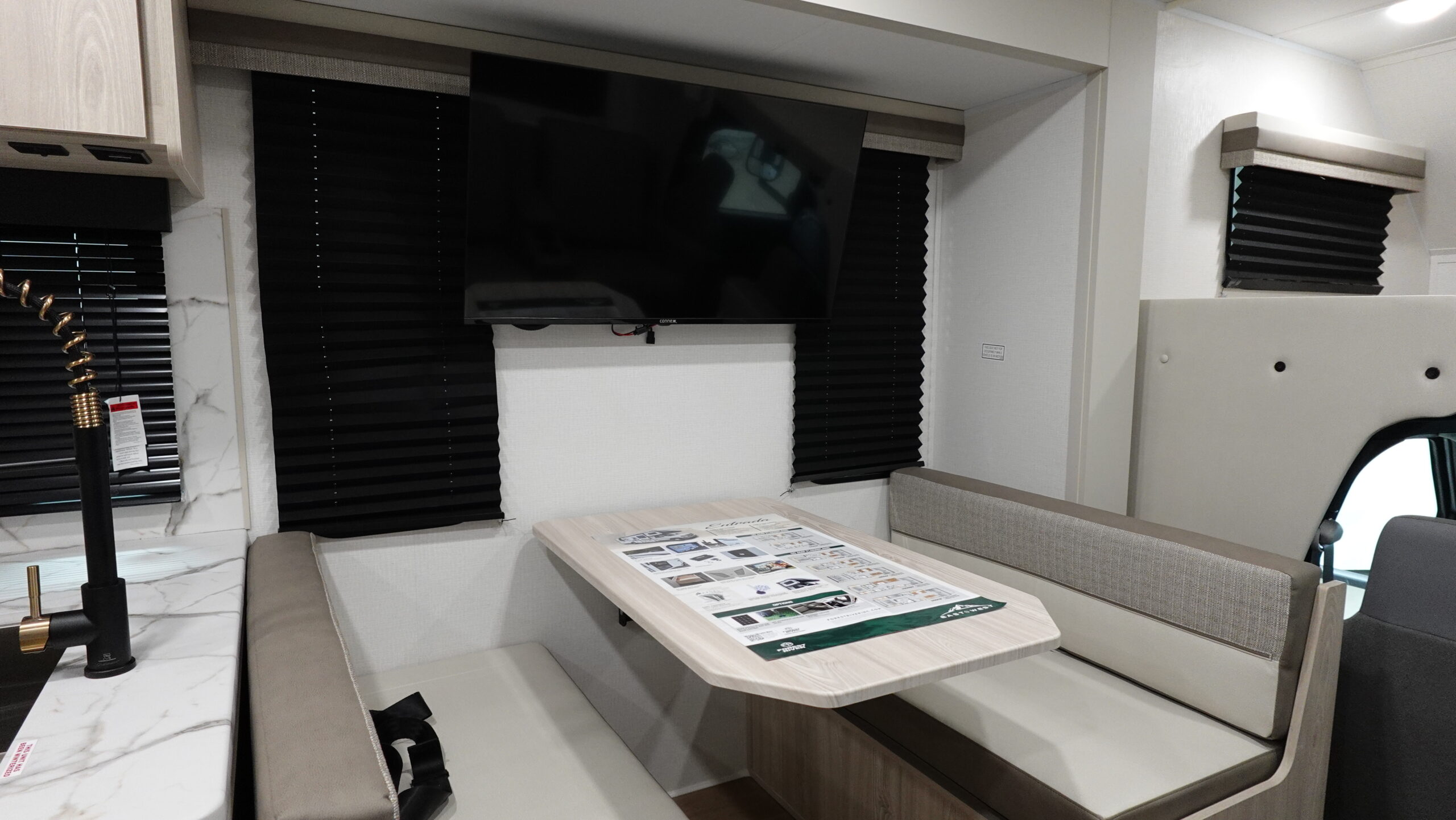 2026 East To West Entrada 2800S for Sale
