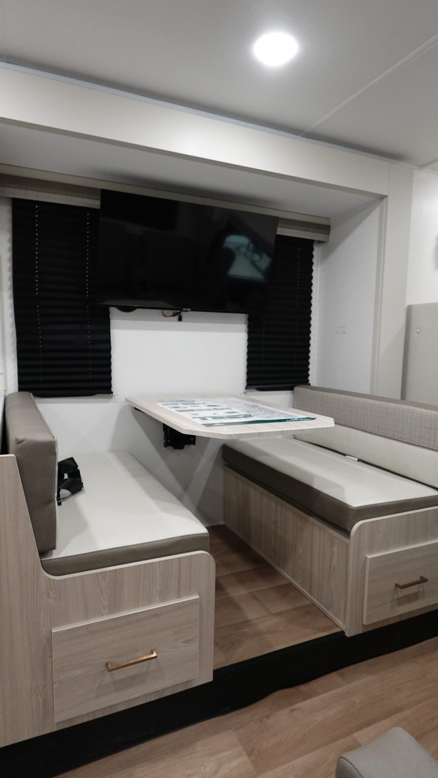 2026 East To West Entrada 2800S for Sale