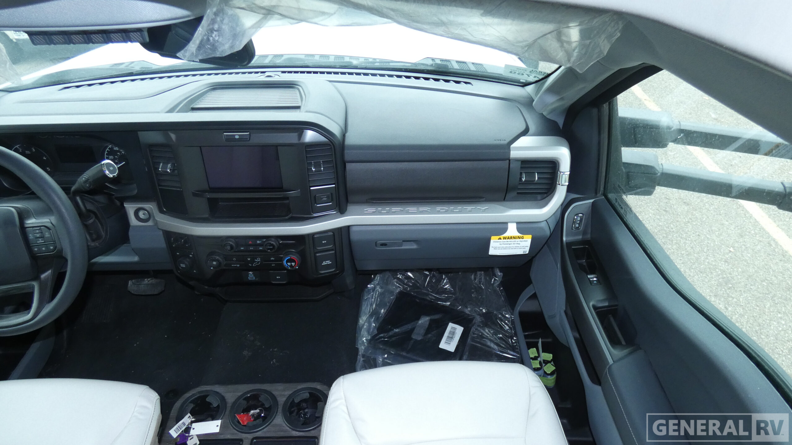 2026 Thor Motor Coach Magnitude Grand X32 for Sale