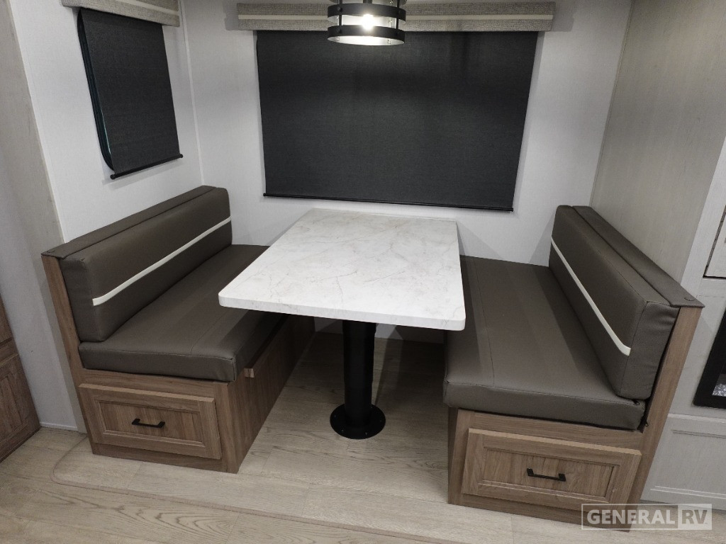 2025 Coachmen Freedom Express Ultra Lite 274RKS for Sale