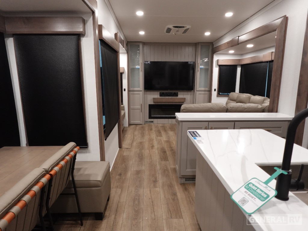 2025 Alliance RV Paradigm 375RD for Sale