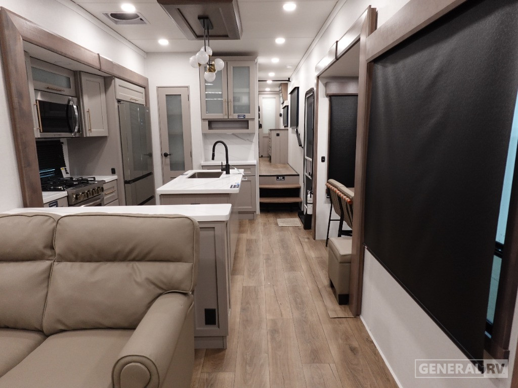 2025 Alliance RV Paradigm 375RD for Sale