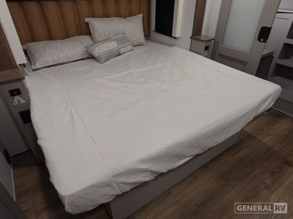 2025 Alliance RV Paradigm 375RD for Sale