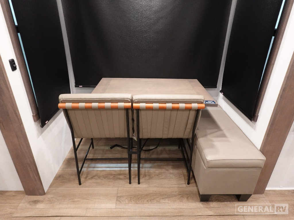 2025 Alliance RV Paradigm 375RD for Sale