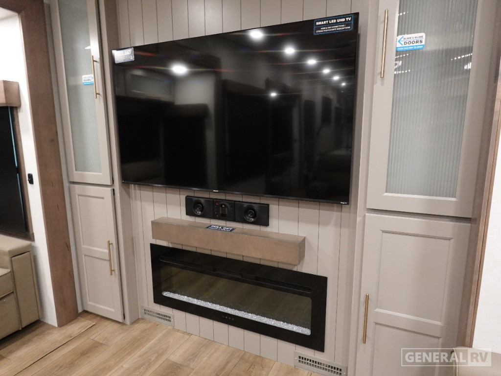 2025 Alliance RV Paradigm 375RD for Sale