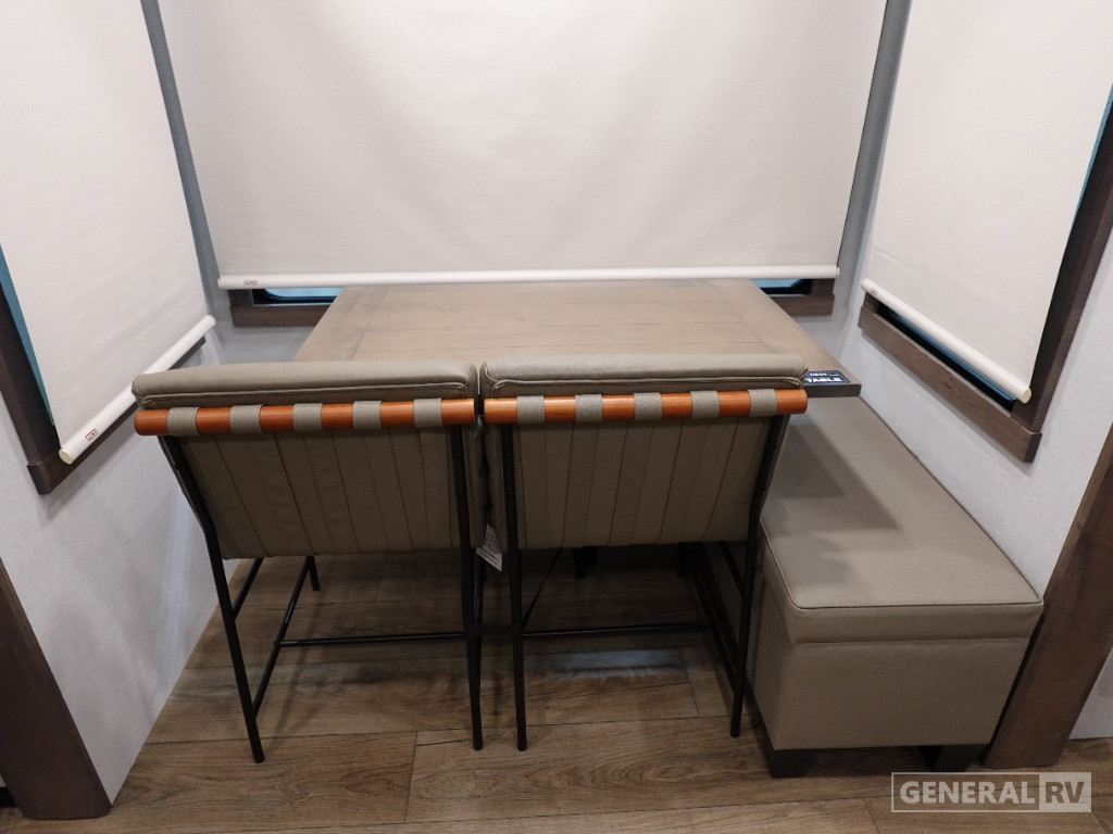 2025 Alliance RV Paradigm 385FL for Sale
