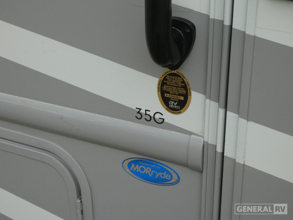 2026 Thor Motor Coach Hurricane 35G for Sale