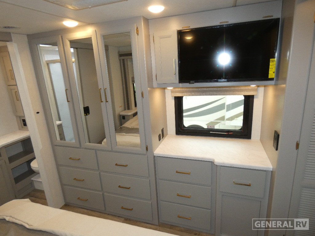 2026 Thor Motor Coach Hurricane 35G for Sale