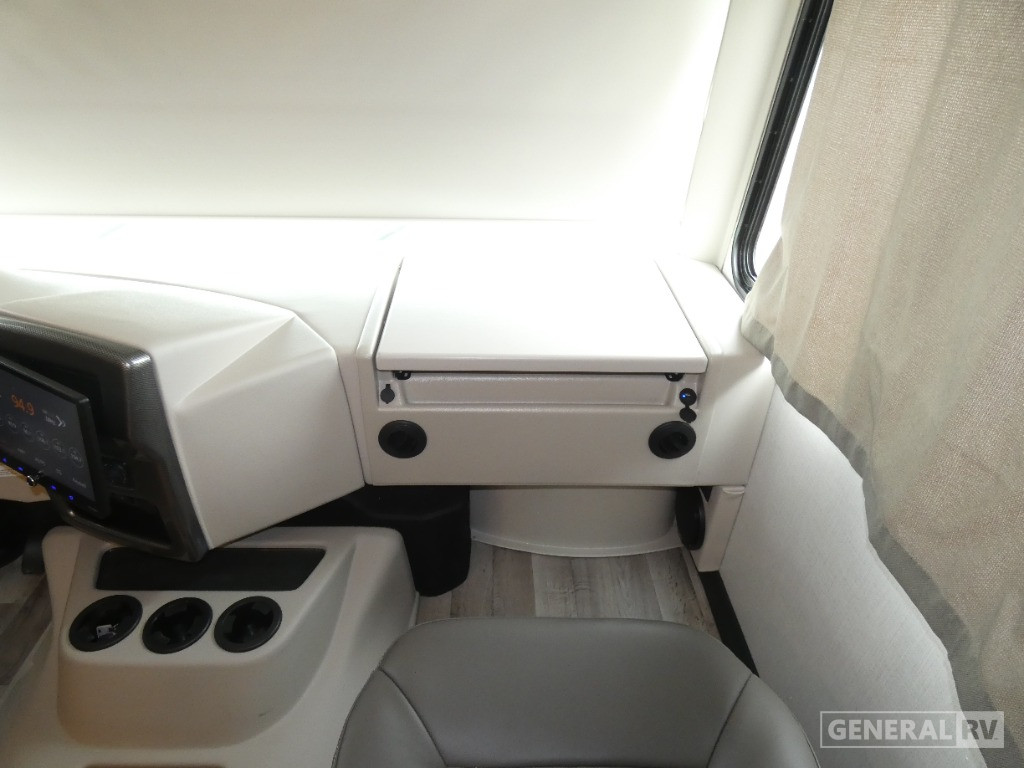 2026 Thor Motor Coach Hurricane 35G for Sale