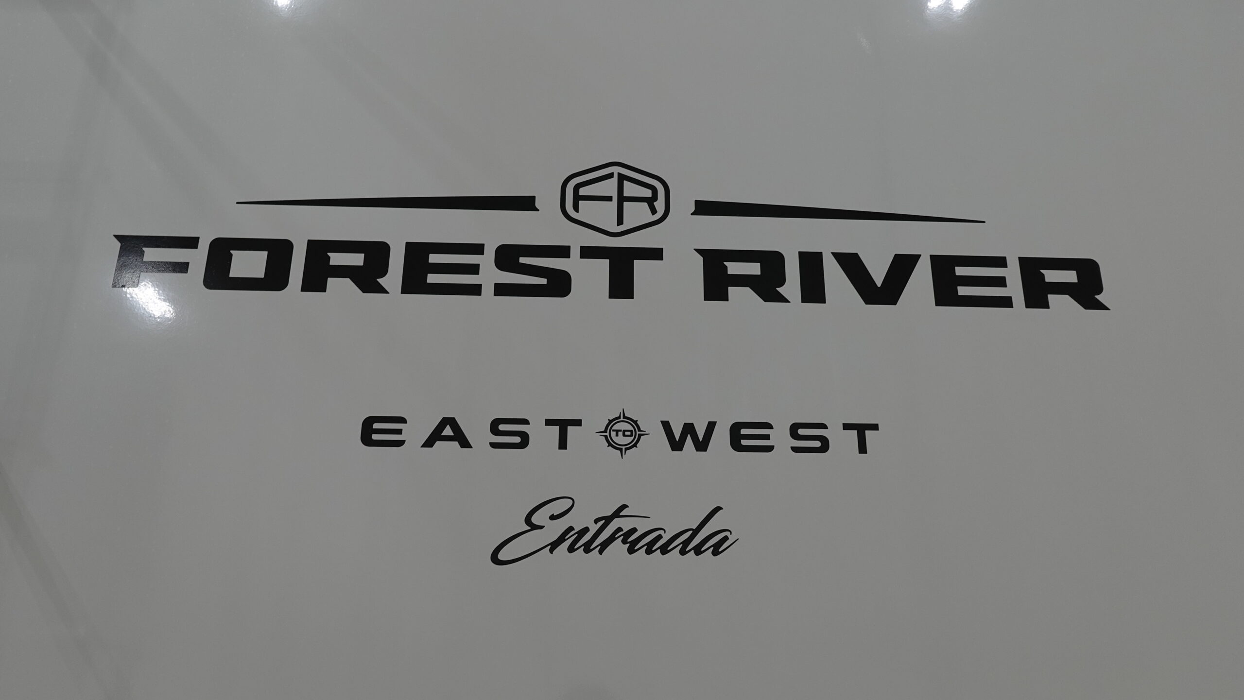 2026 East To West Entrada 2800S for Sale