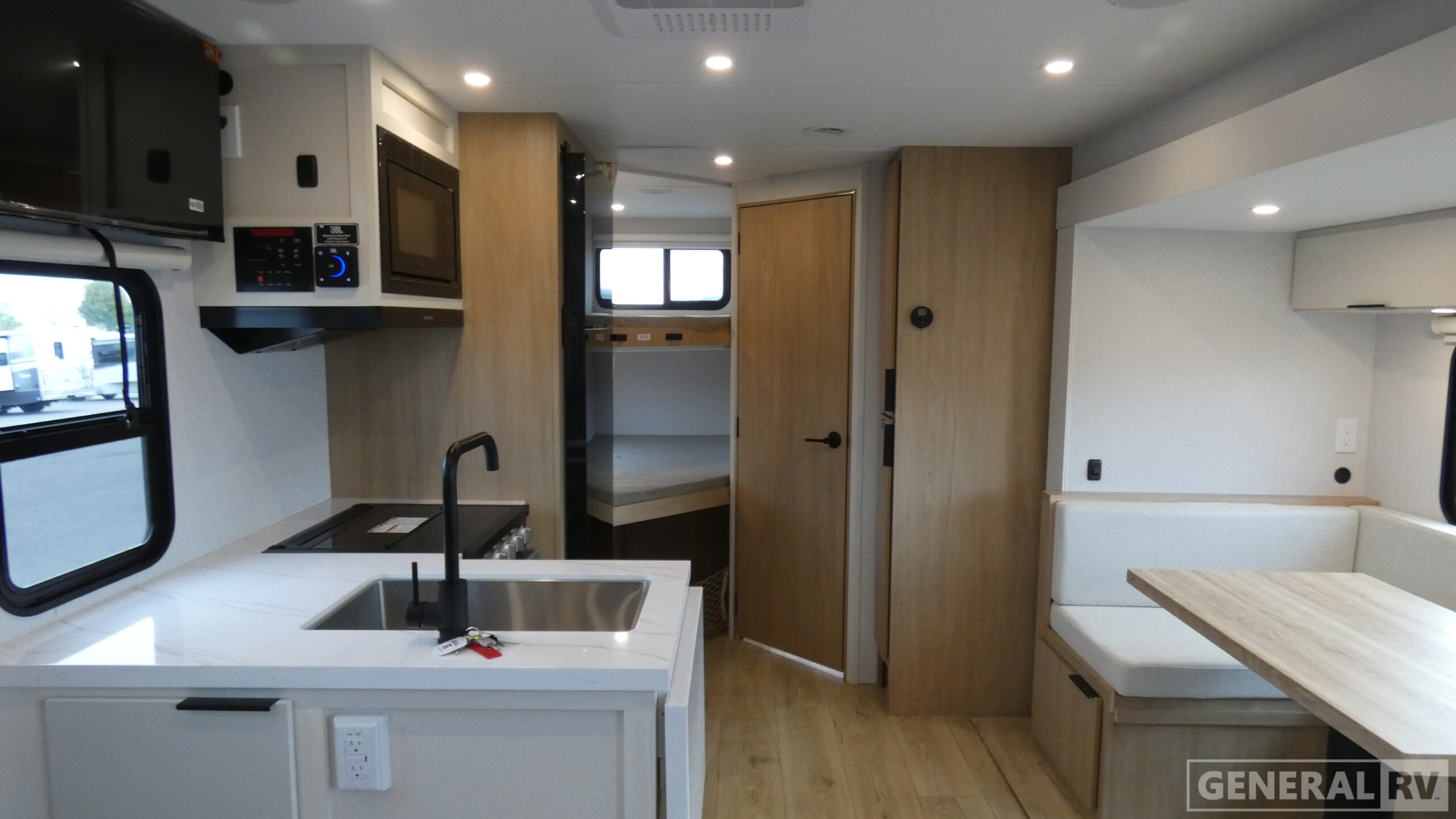 Thrive/22MBH/2026 image-1