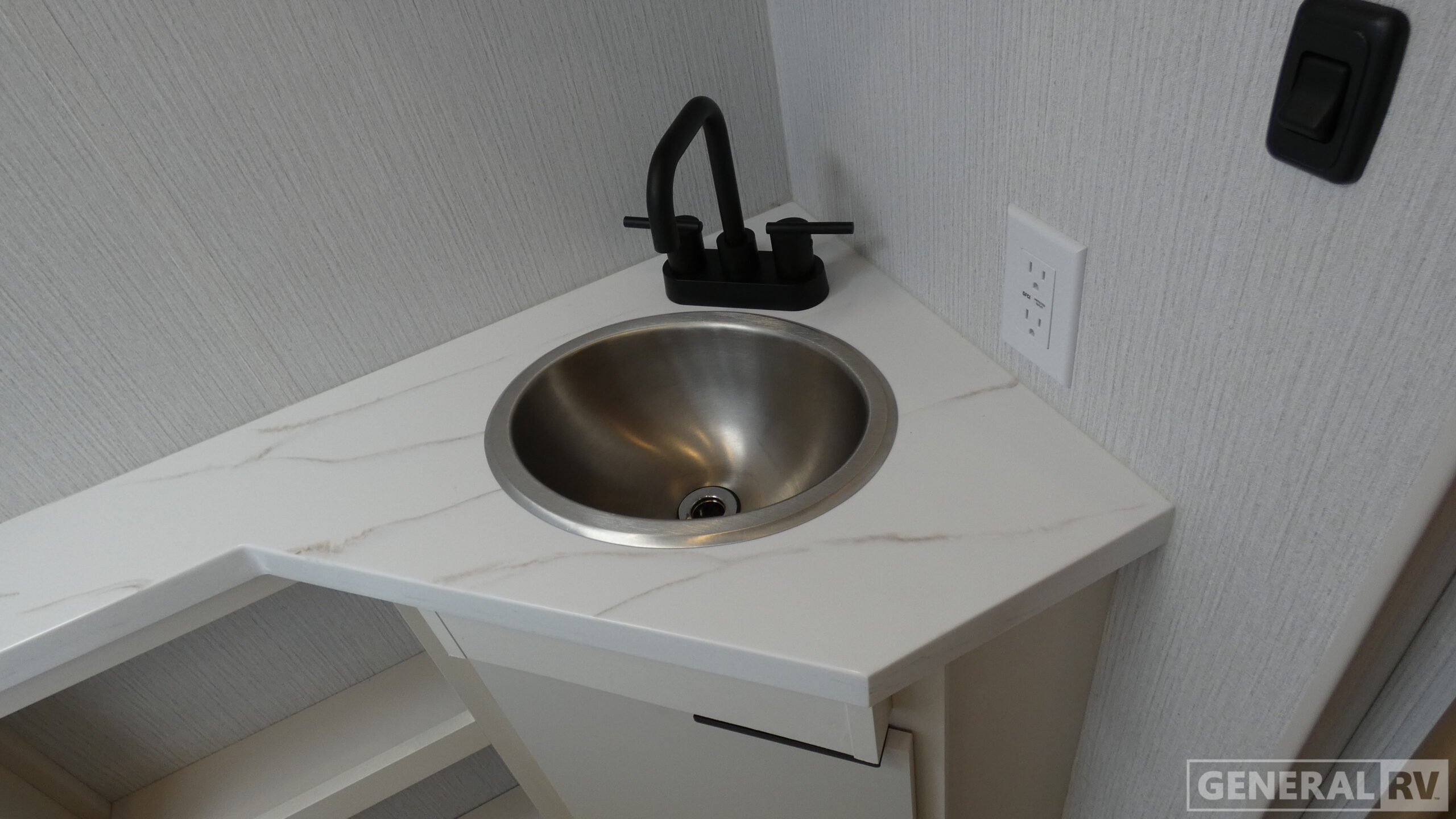 Thrive/22MBH/2026 image-19