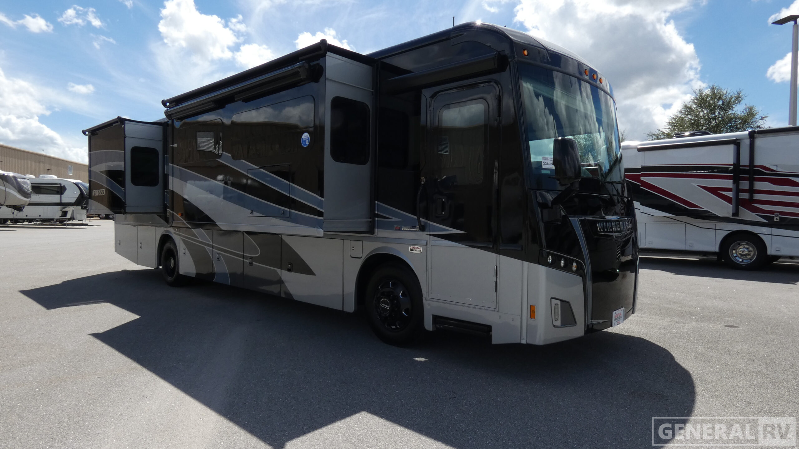 New 2026 Winnebago FORZA 36H for sale in Dover, FL