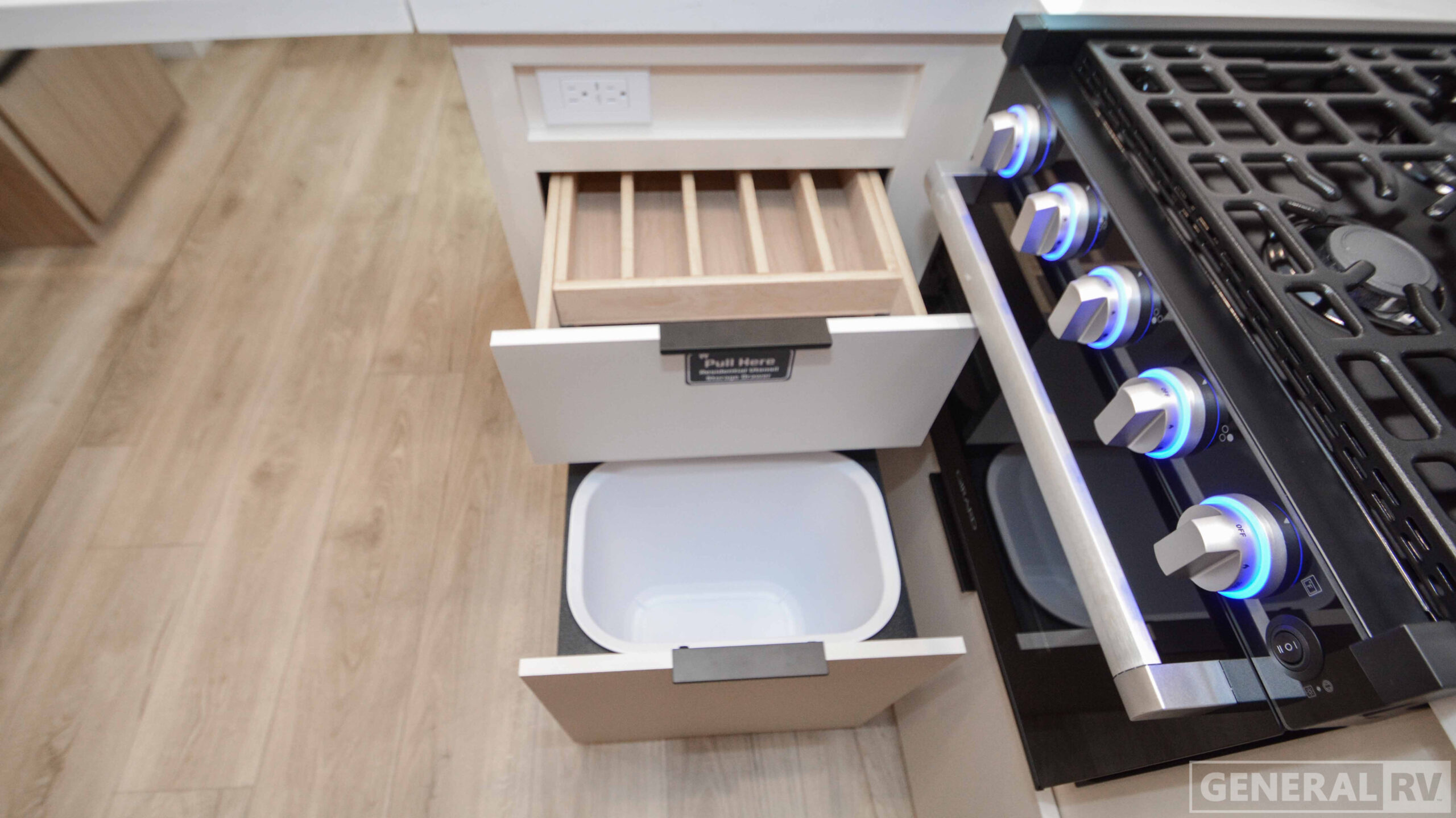 Thrive/22MBH/2026 image-16