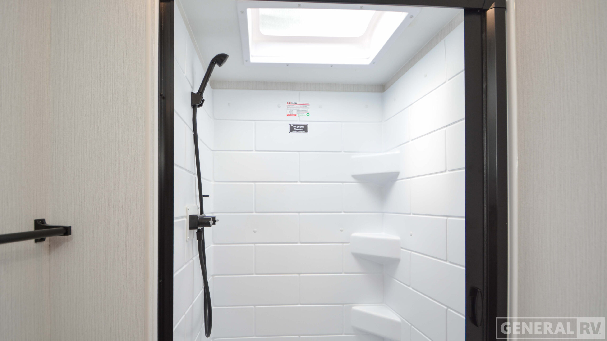 Thrive/22MBH/2026 image-26