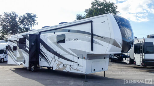 2021 Crossroads RV Redwood 4001LK