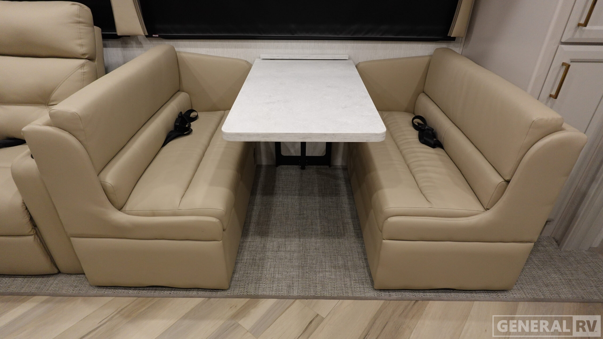 New 2026 Holiday Rambler Vacationer 33C for sale in Wixom, MI