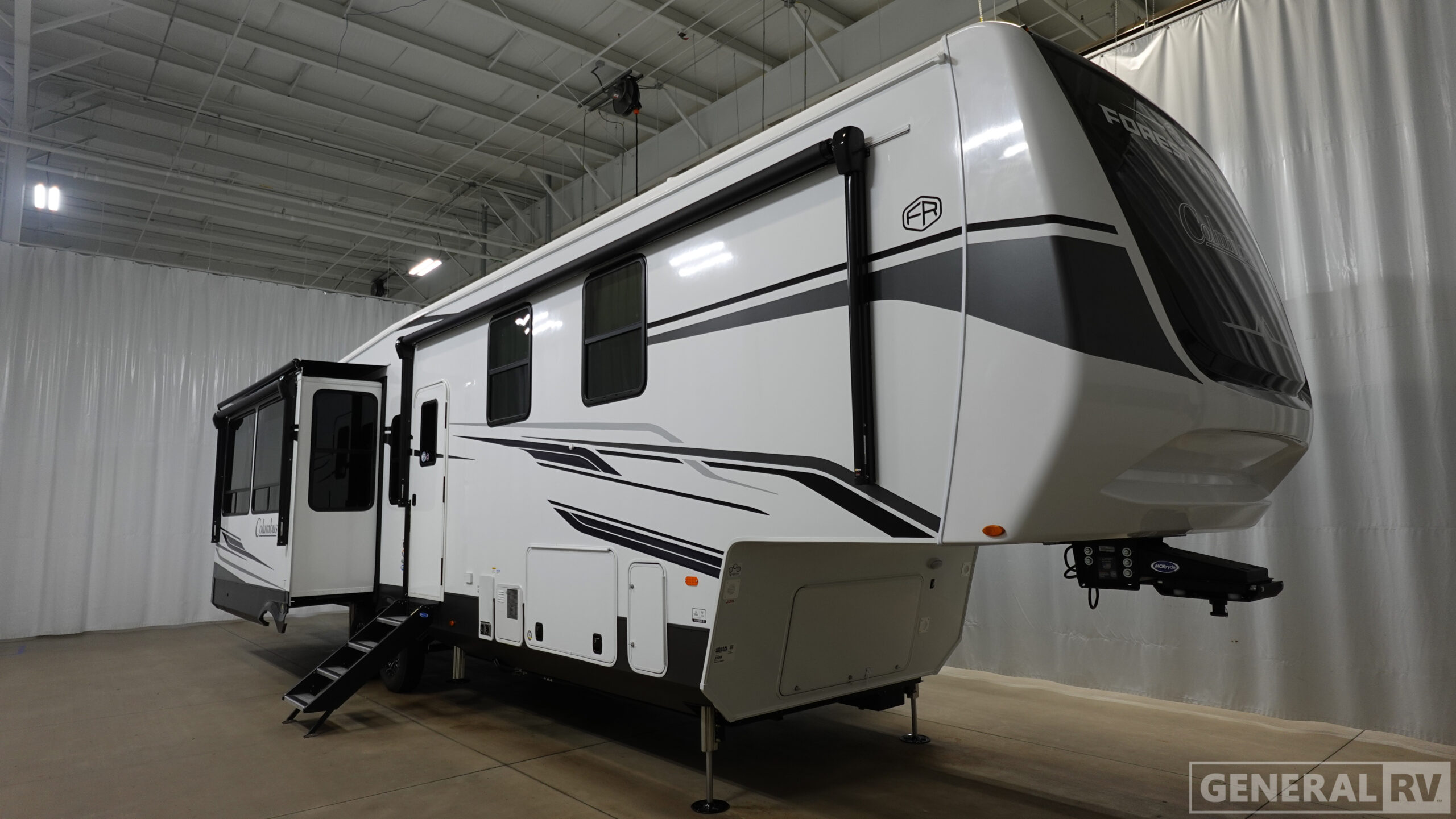 2026 Palomino Columbus