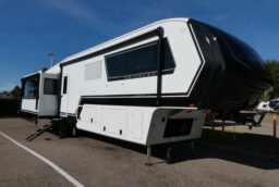 RV Image