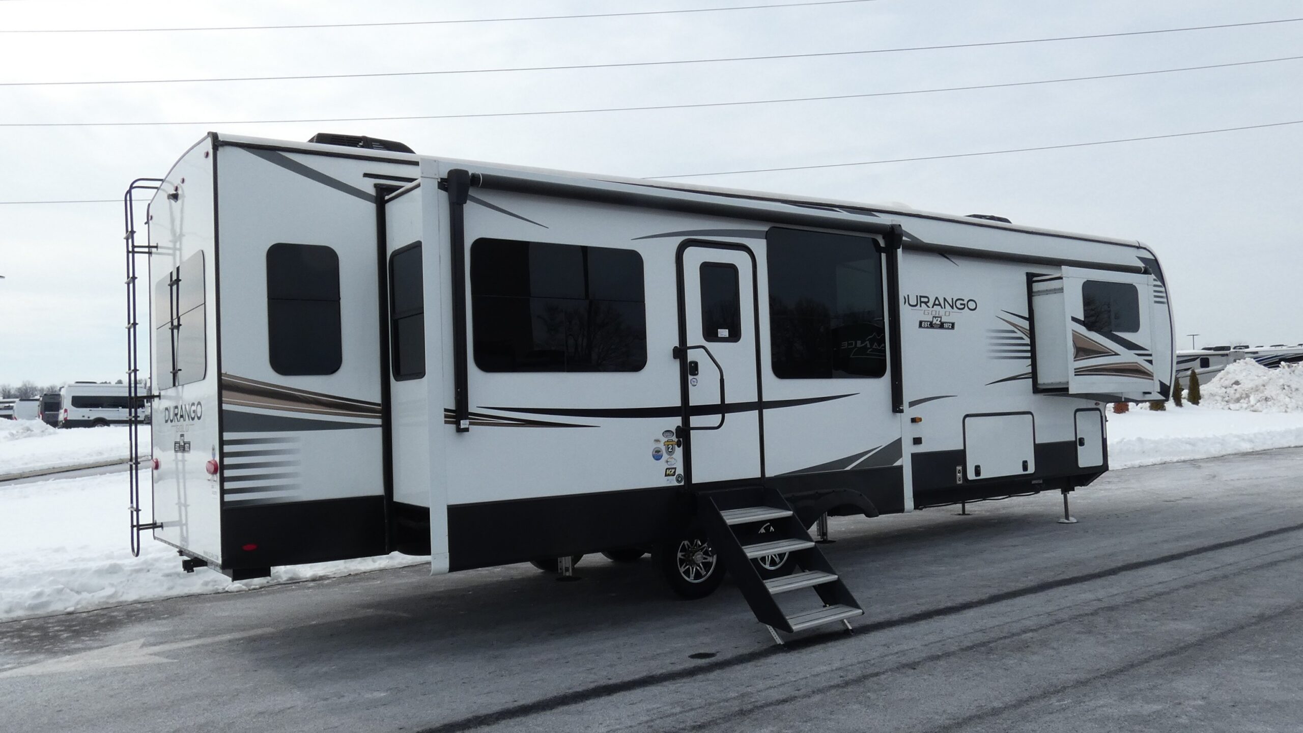 2023 KZ Durango Gold G383RLQ for Sale