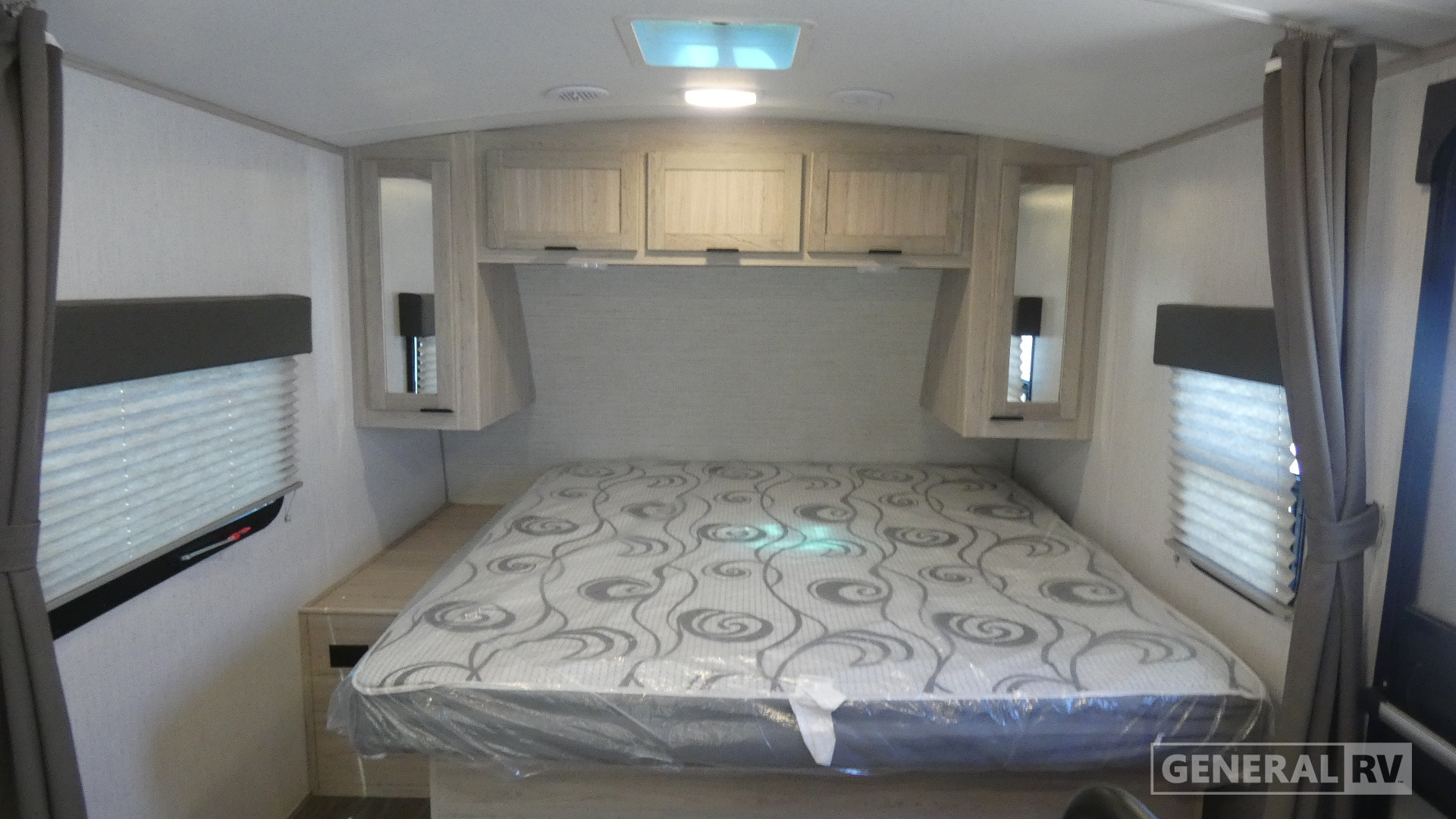 2022 Cruiser RV Shadow Cruiser SC215RBS for Sale