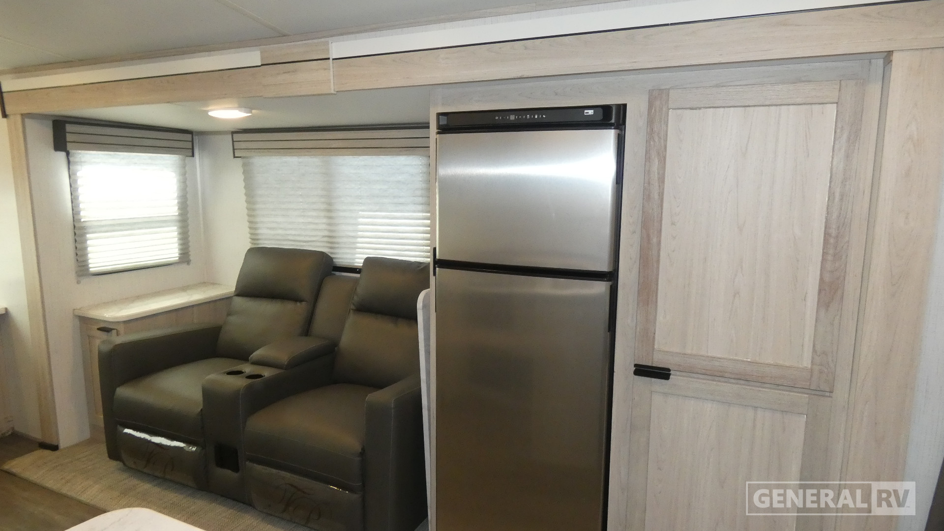 2022 Cruiser RV Shadow Cruiser SC215RBS for Sale