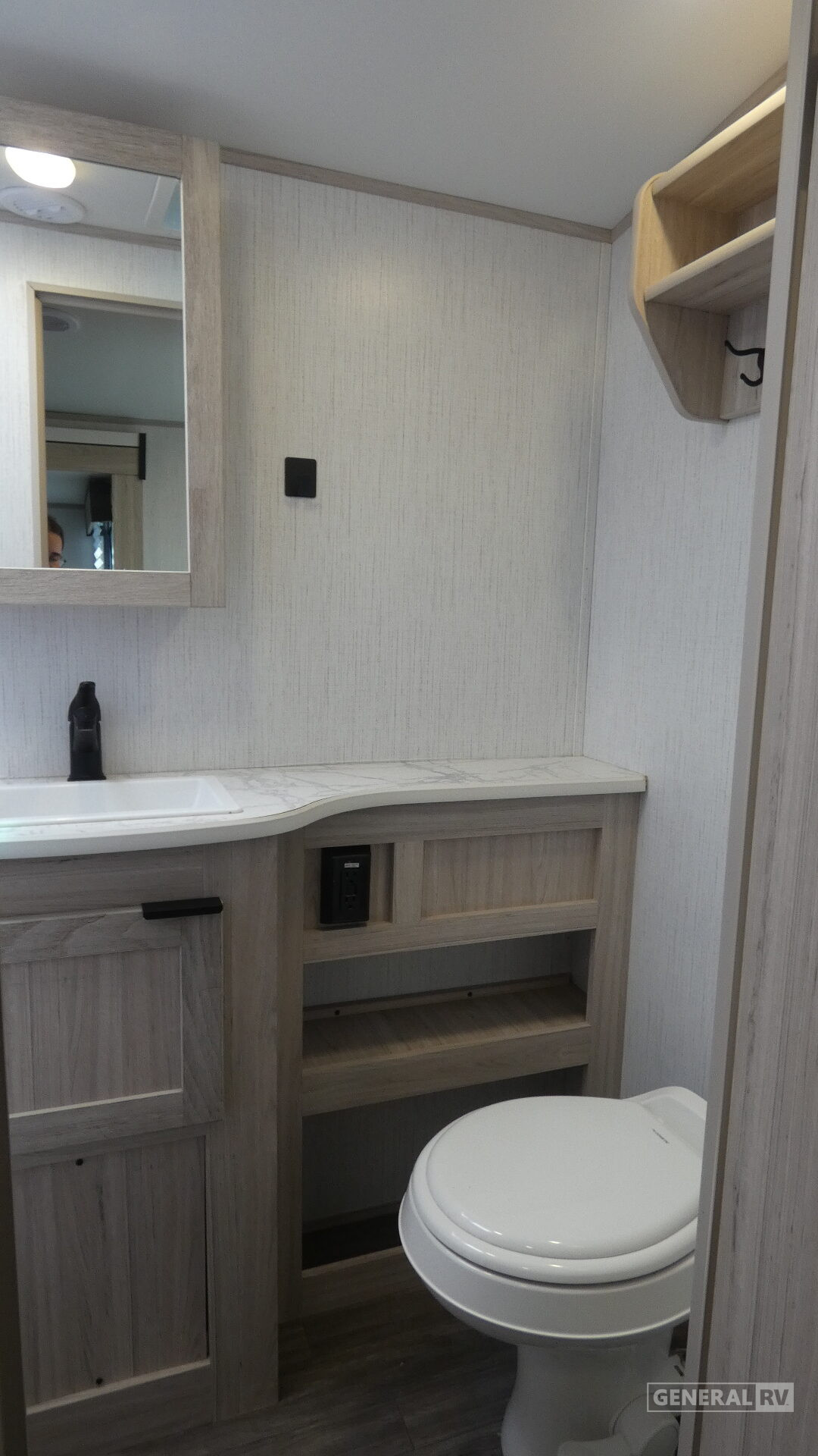 2022 Cruiser RV Shadow Cruiser SC215RBS for Sale