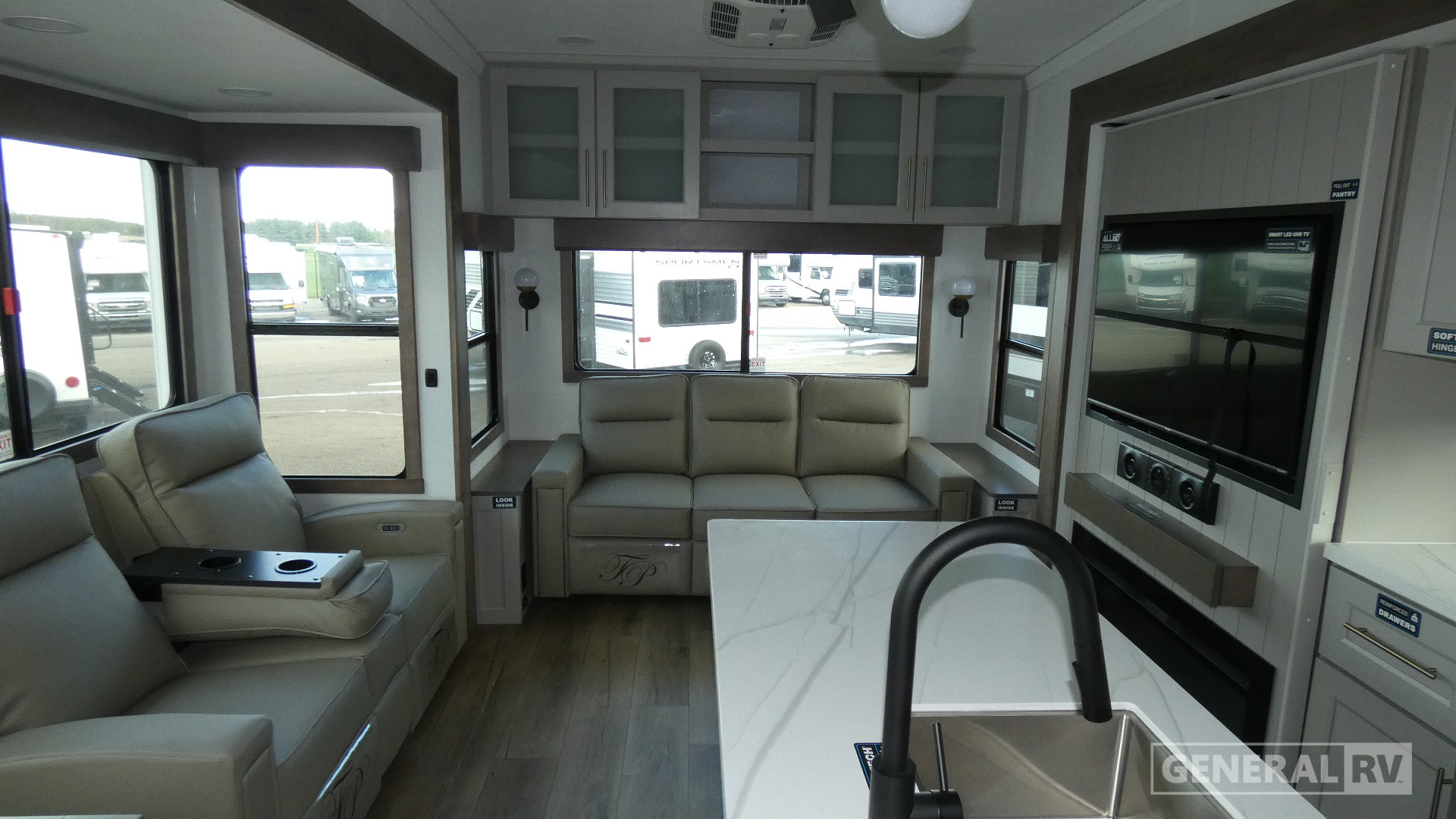 2026 Alliance RV Paradigm 310RL for Sale