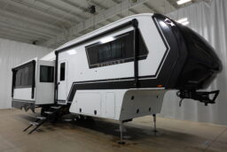 RV Image