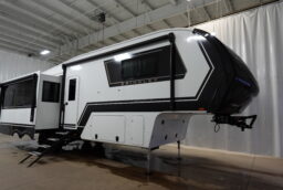 RV Image