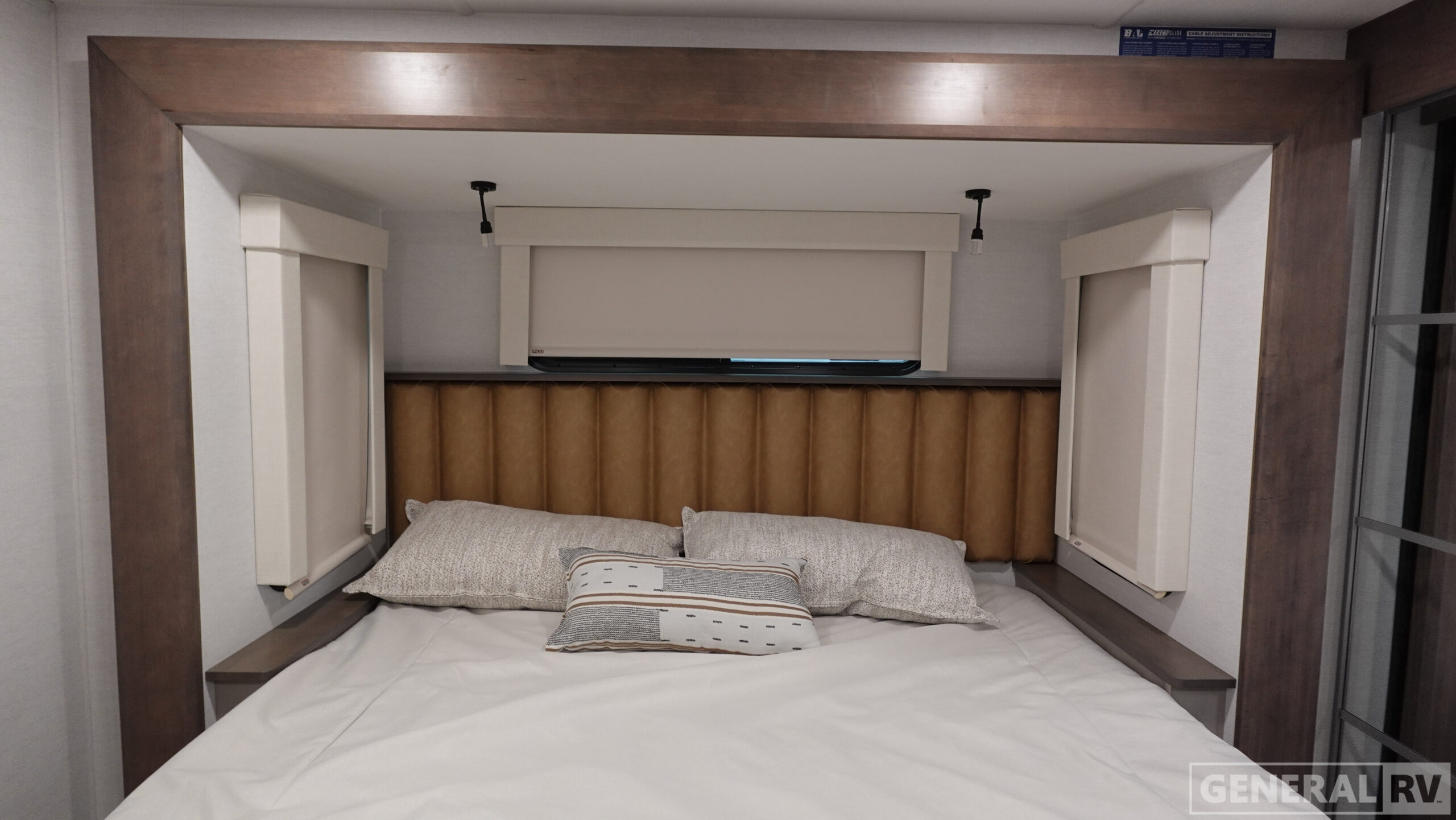 2026 Alliance RV Paradigm 310RL for Sale