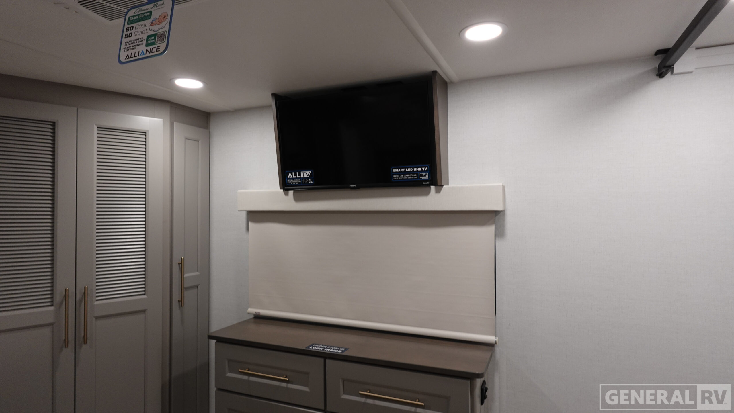 2026 Alliance RV Paradigm 310RL for Sale