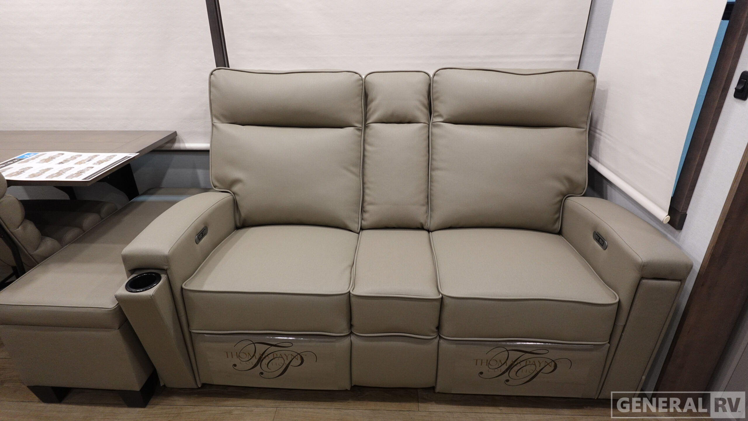 2026 Alliance RV Paradigm 310RL for Sale