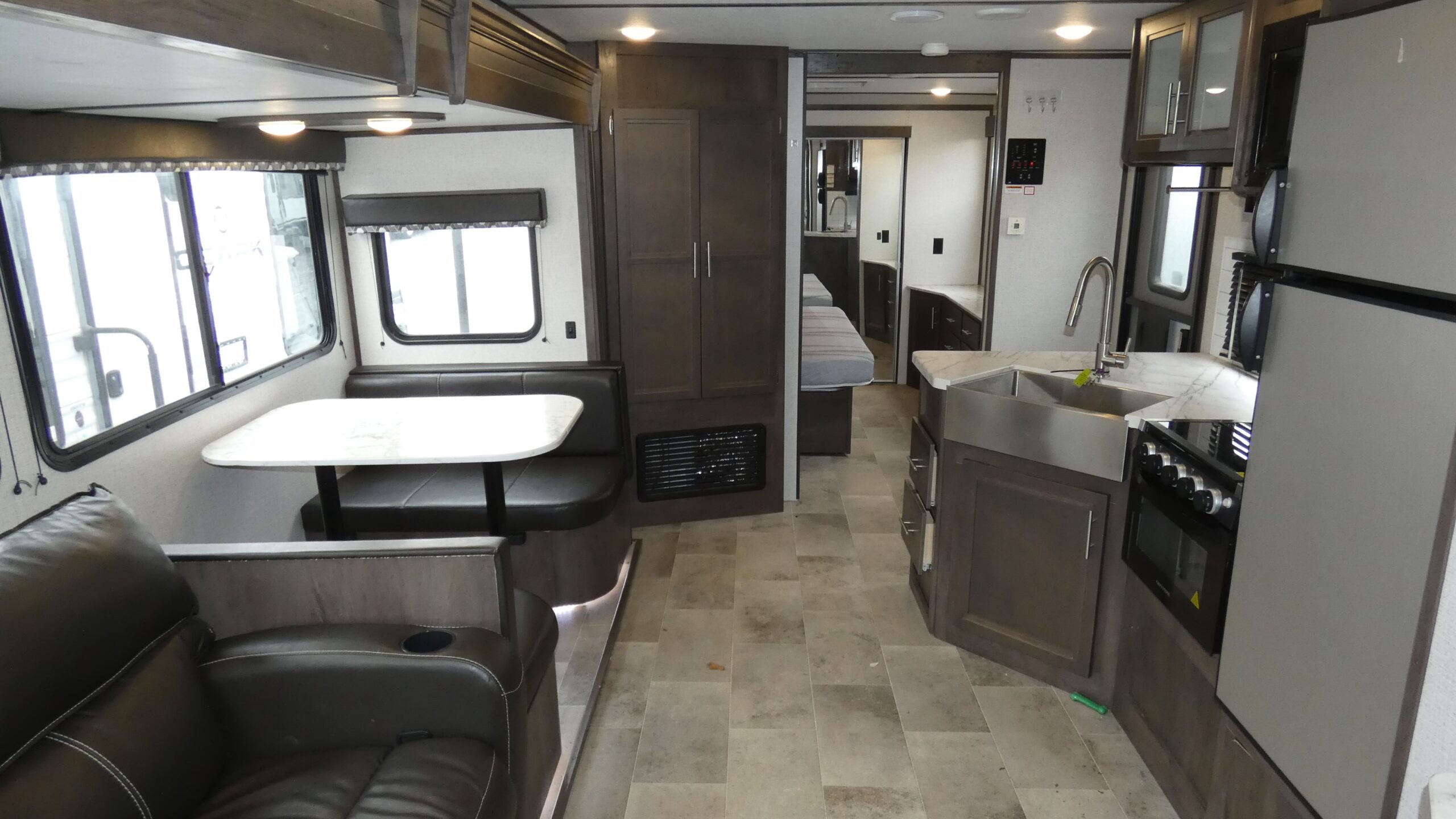 2021 Dutchmen Coleman Light 3055BS for Sale